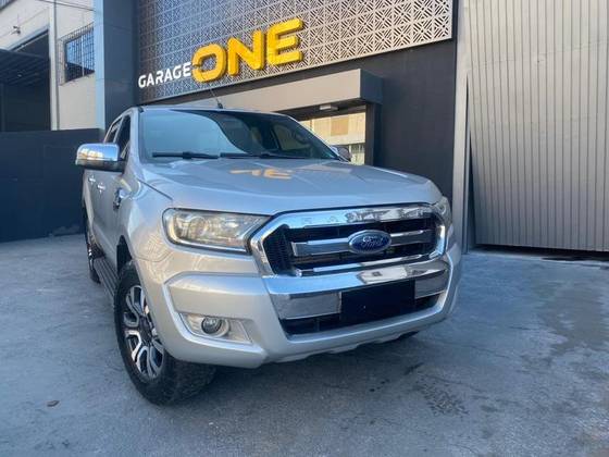 FORD RANGER 3.2 XLT 4X4 CD 20V DIESEL 4P AUTOMÁTICO FORD RANGER 3.2 XLT 4X4 CD 20V DIESEL 4P AUTOMÁTICO